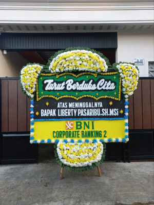 Papan Bunga Duka di Malifut